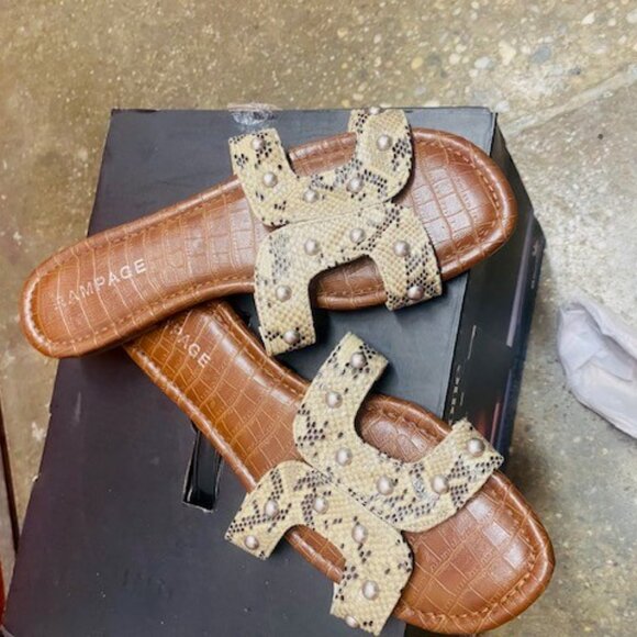 2 pair authentic coach/ snake skin print sandals - Picture 3 of 3